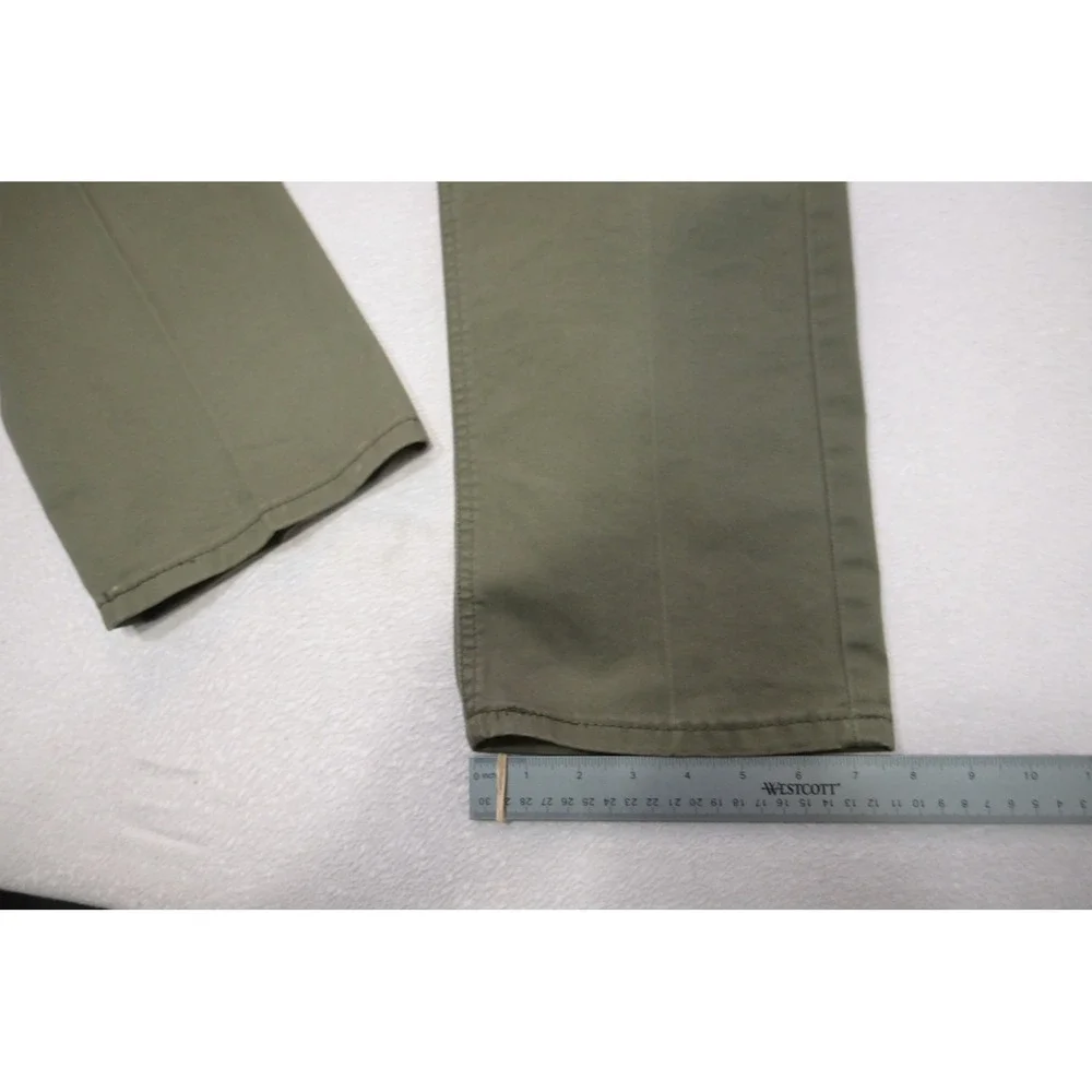 Levi's 541 Athletic Taper Men 36x30 Olive Green Performance Stretch Pants EUC